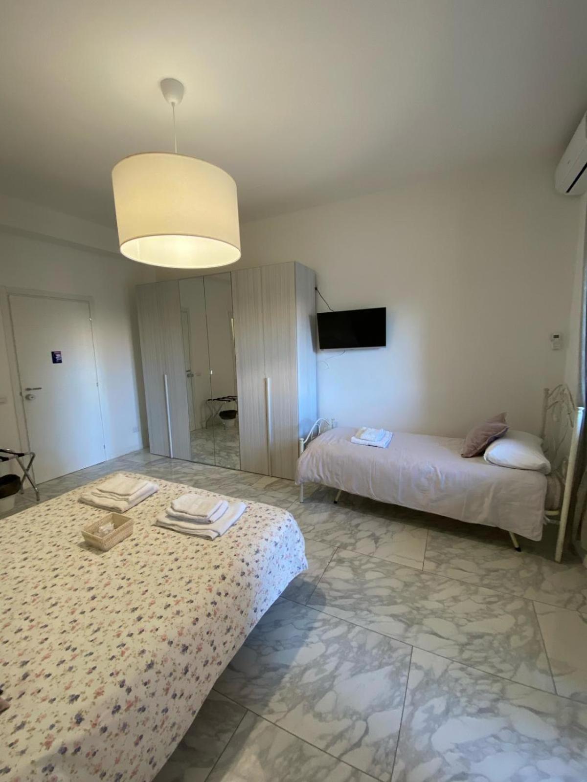 Ennio Rooms باري المظهر الخارجي الصورة