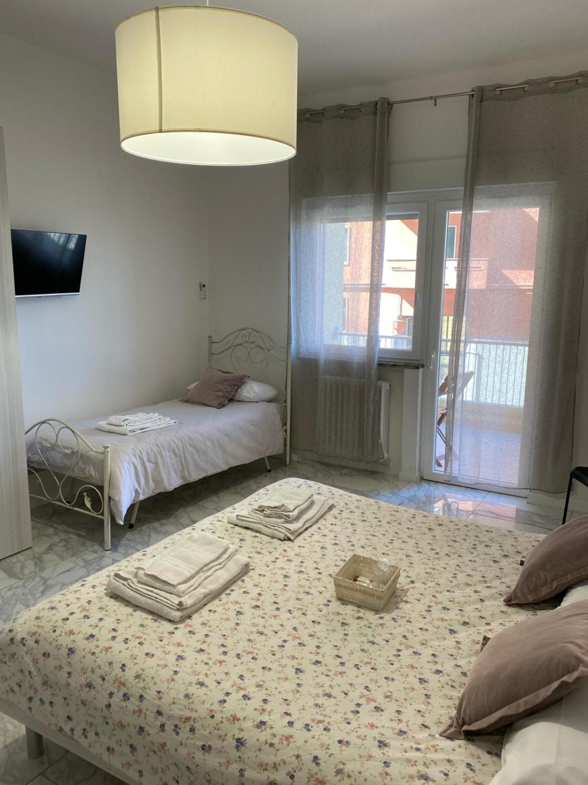 Ennio Rooms باري المظهر الخارجي الصورة