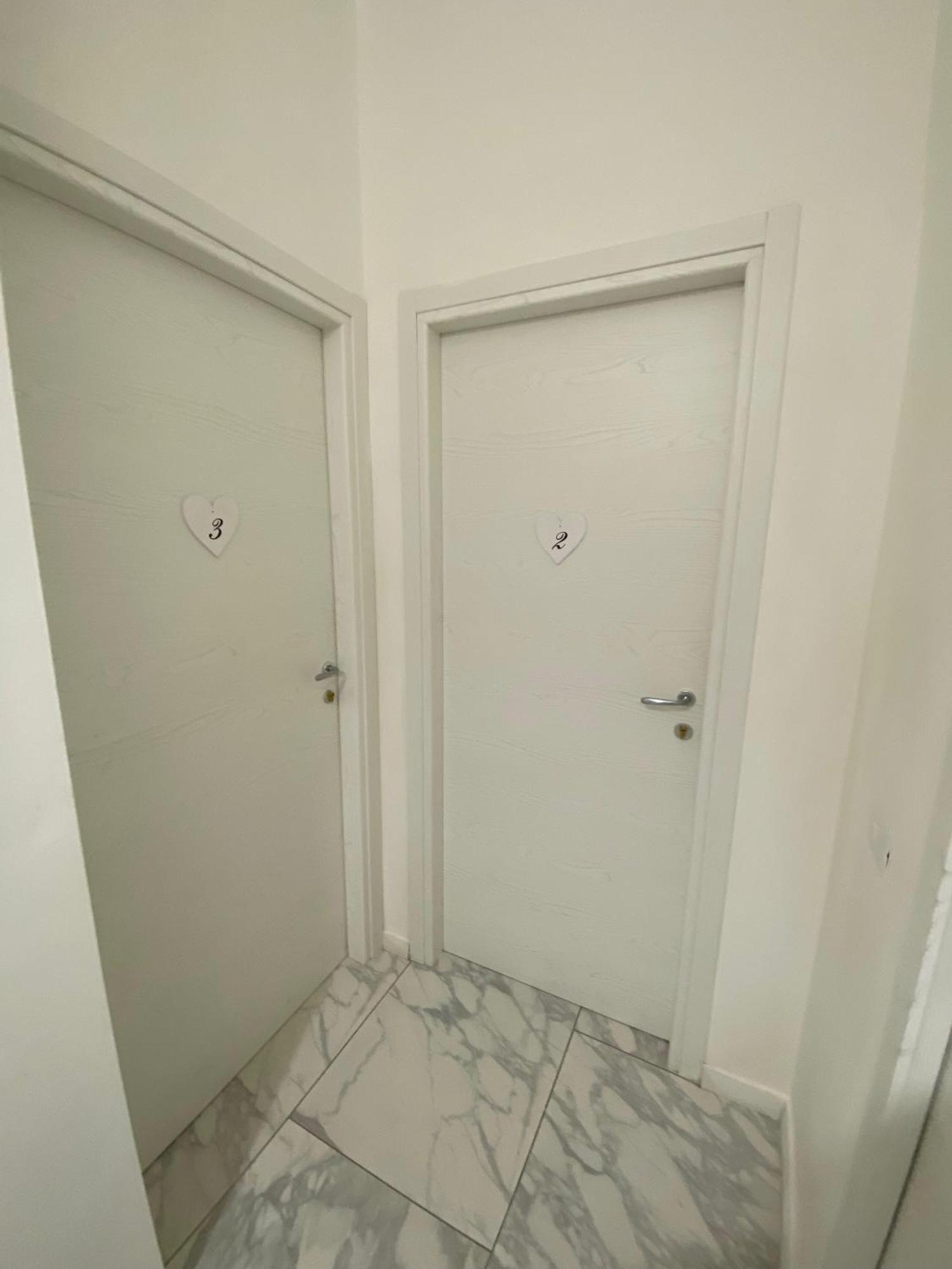 Ennio Rooms باري المظهر الخارجي الصورة